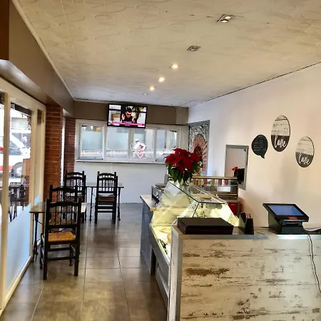 Hostal Univers-2
